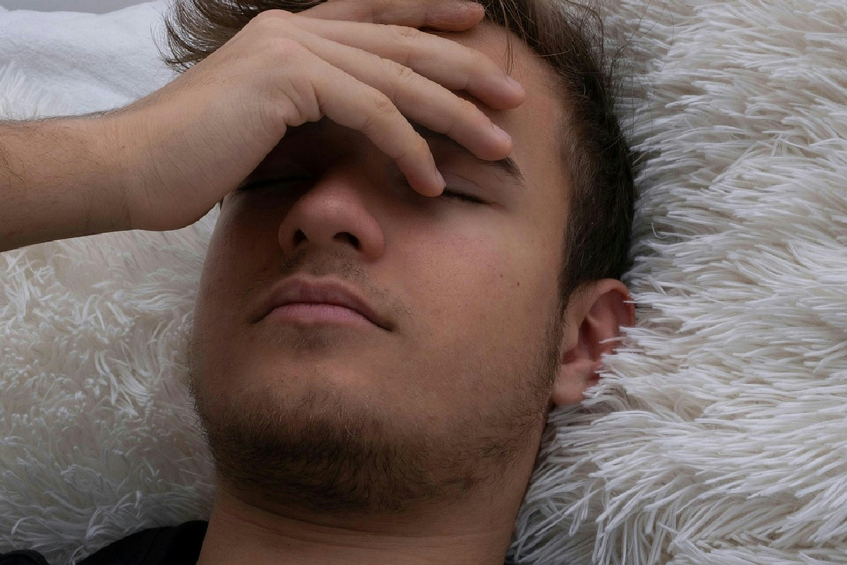 Il brodo di pollo: l’alleato naturale per rafforzare il corpo quando è debole e stanco