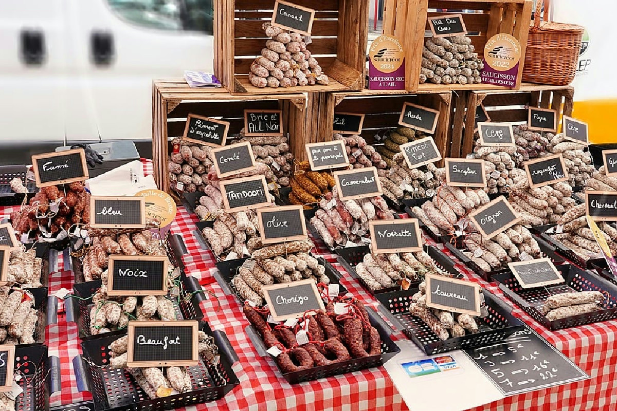 Il mercatino di Natale enogastronomico dove vini e sapori ti aspettano a dicembre