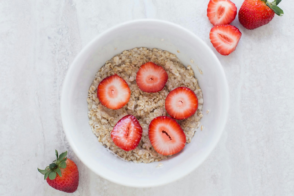 Questi 4 alimenti comuni aumentano la glicemia più dello zucchero: cosa considerare ogni giorno