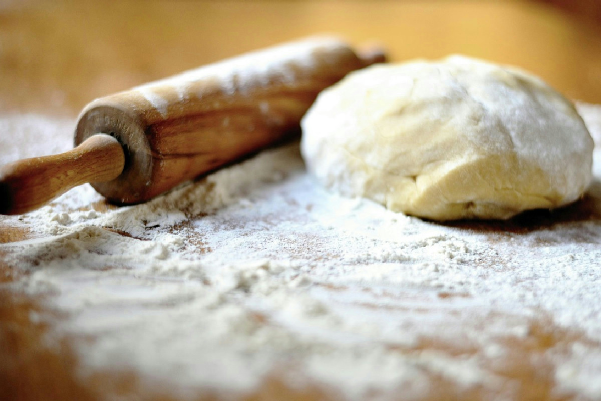 Burro finito e voglia di dolce, la torta resta soffice e leggera con questo ingrediente segreto in poco tempo