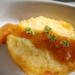 Il segreto per una polenta di patate cremosa e avvolgente ideale per riscaldare ogni occasione